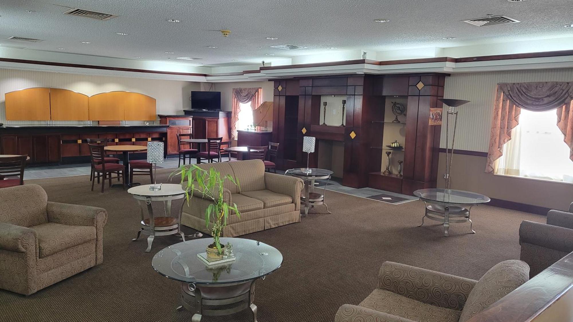 Windsor Inn & Suites 닷지시티 외부 사진