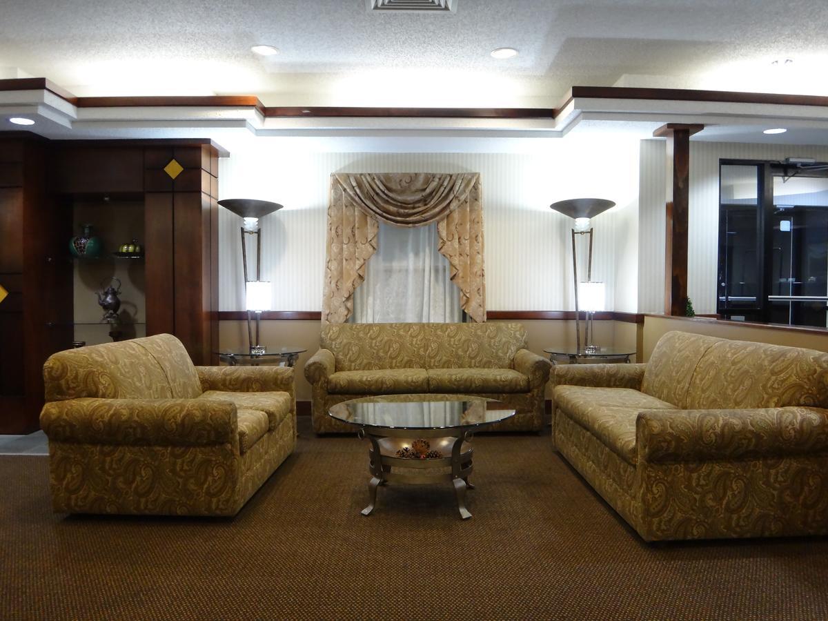 Windsor Inn & Suites 닷지시티 외부 사진