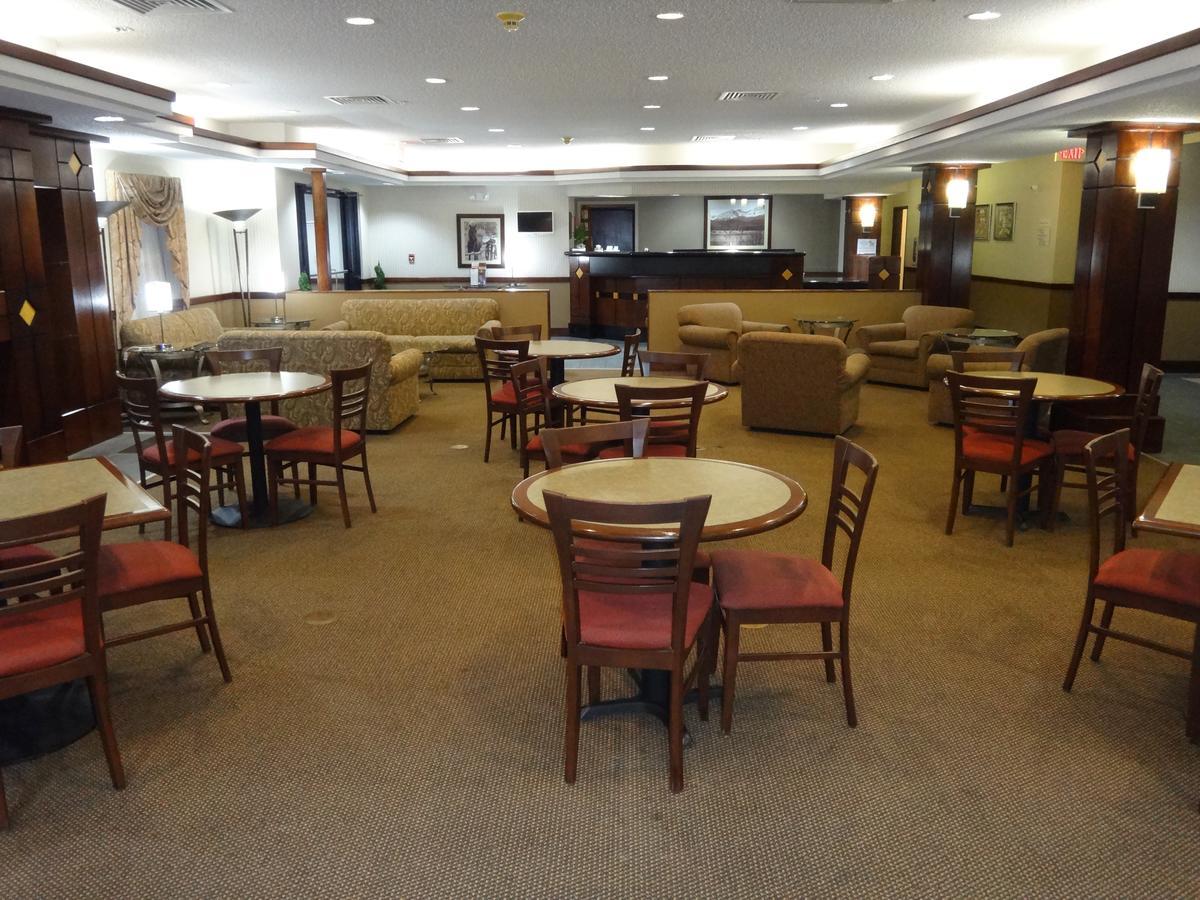 Windsor Inn & Suites 닷지시티 외부 사진
